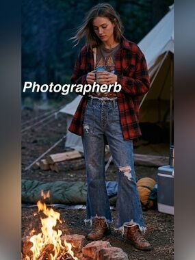 Evidnt Button Fly Raw Hem Distressed Flare Jeans new with tags Saint Denis 28
